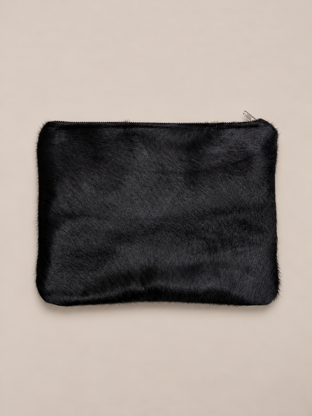 BLACK HANDHELD POUCH